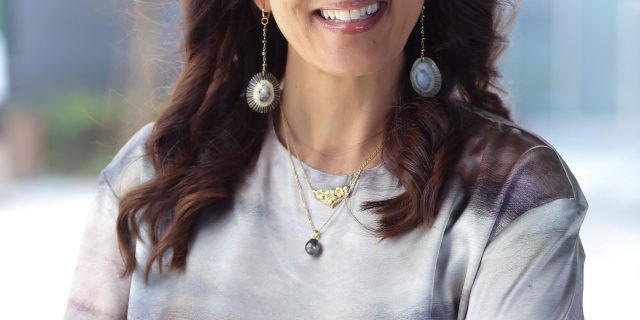 Ms Julianne Holt-Kailihiwa (CEO Founder (1)